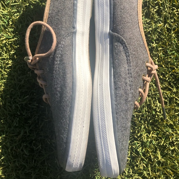 Keds Champion Classic Heather Gray Wool Low top Tennis Shoes, Sz 5 - Picture 4 of 11